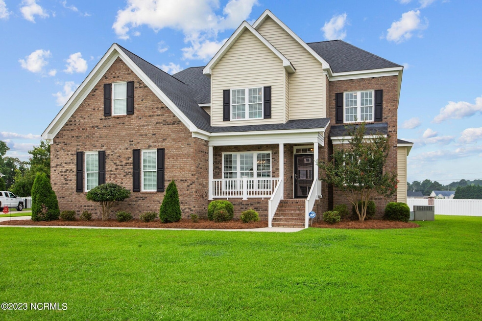 536 Stillwater Dr, Winterville, NC 28590 - photo 1