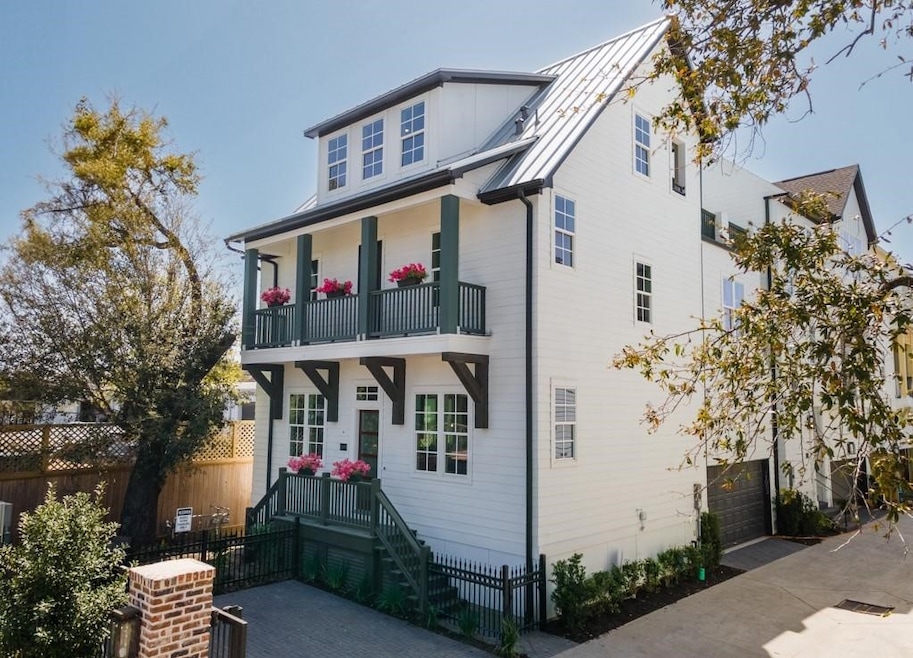 11053 Chatterton Dr, Houston, TX 77043 - photo 1