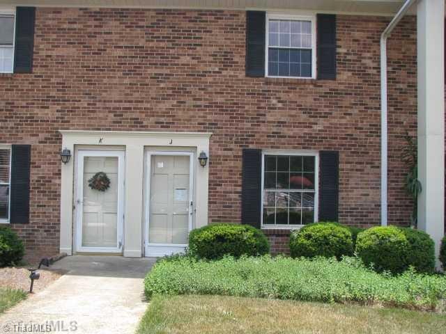 2350 Bay Meadows Ct unit J, Winston Salem, NC 27103 - photo 1