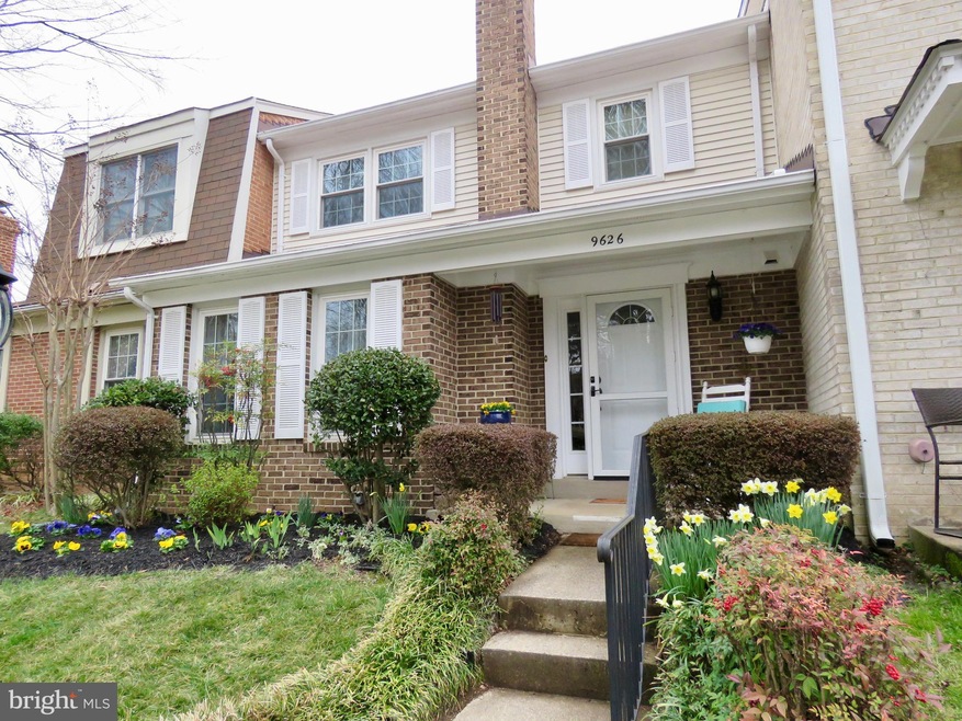 9626 Blincoe Ct, Burke, VA 22015 - photo 1