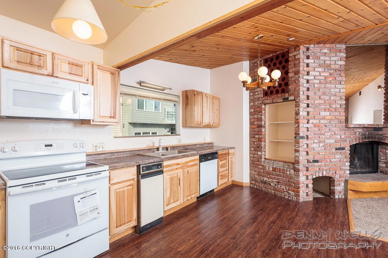 Kitchen-20160411-1686
