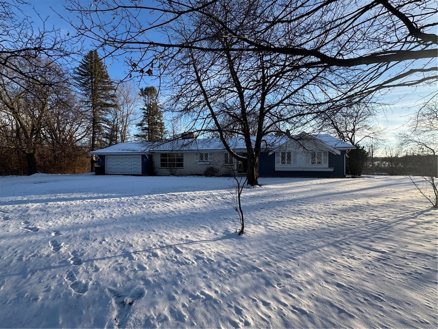 1990 New York 5, Waterloo, NY 13165 - photo 1