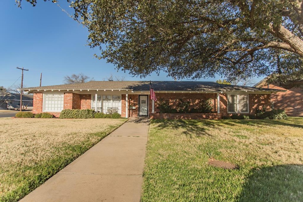 3212 Durant Dr, Midland, TX 79705 - photo 1