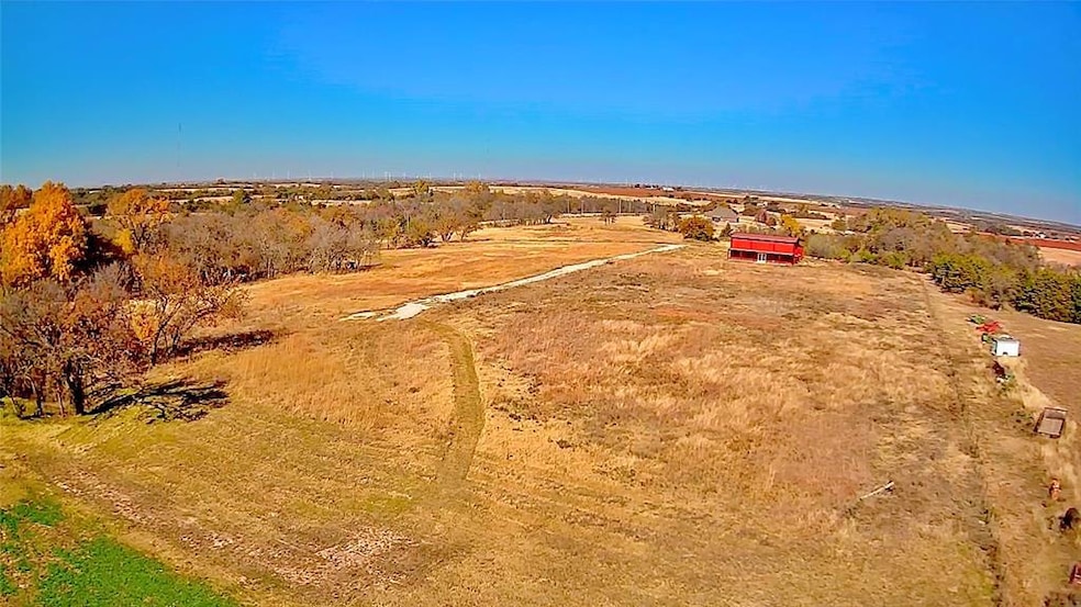 11130 N Clover Hill Rd, El Reno, OK 73036 - photo 1