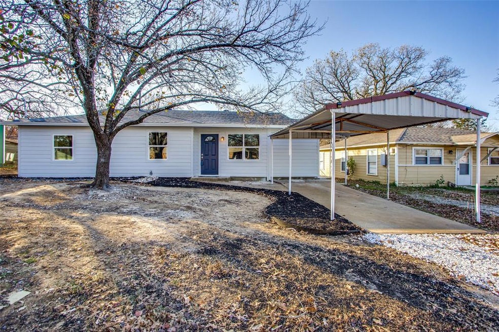 2108 Dove Ln, Denison, TX 75020 - photo 1