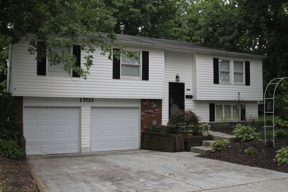 1703 Gypsy Lane