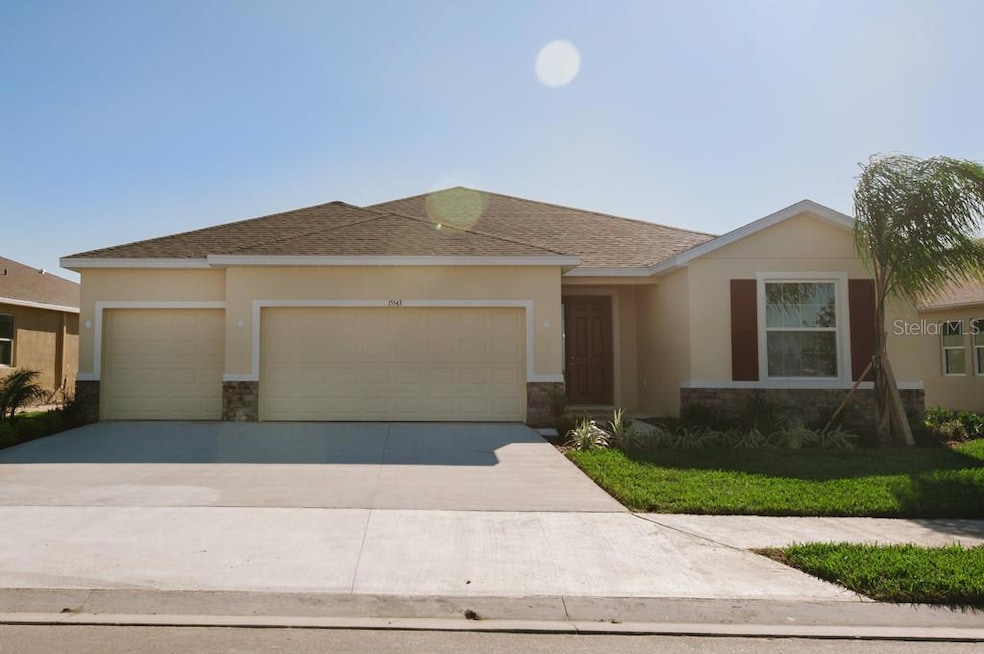Front elevation, 4 bedroom home with 3 car garage