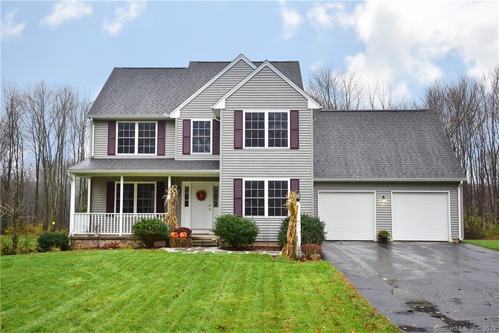 Welcome home to this charming colonial!