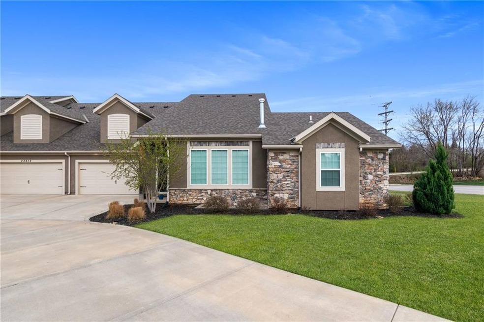 23910 W 66th St, Shawnee, KS 66226 - photo 1