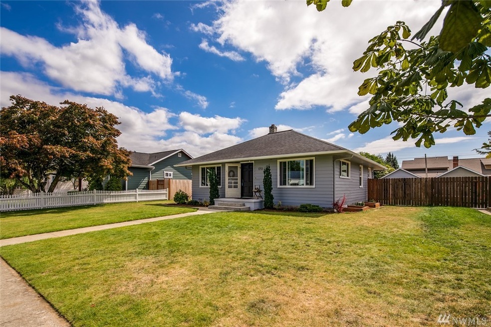 1713 D St, Lynden, WA 98264 - photo 1