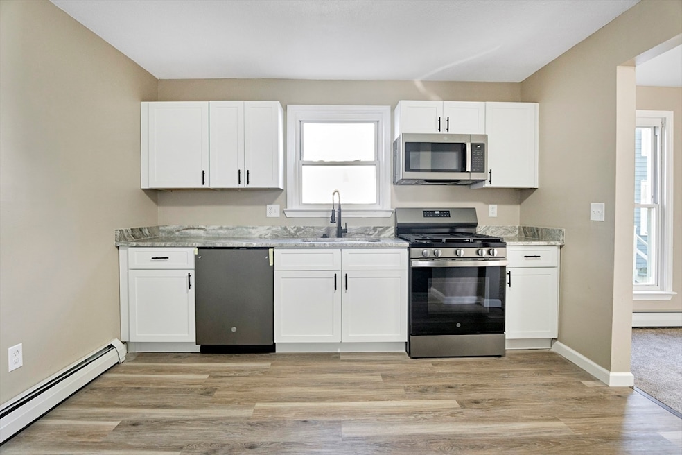 12 Franklin Ave unit 4, Westfield, MA 01085 - photo 1