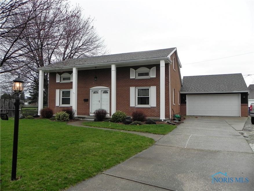 4268 Rose Point Ct, Toledo, OH 43611 - photo 1