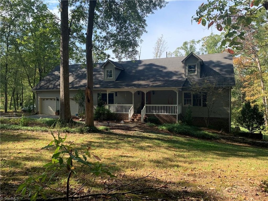 1304 Iron Mountain Rd, Asheboro, NC 27205 - photo 1