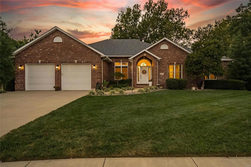 10 Seasons Ridge Ct, Maryville, IL 62062 - photo 1