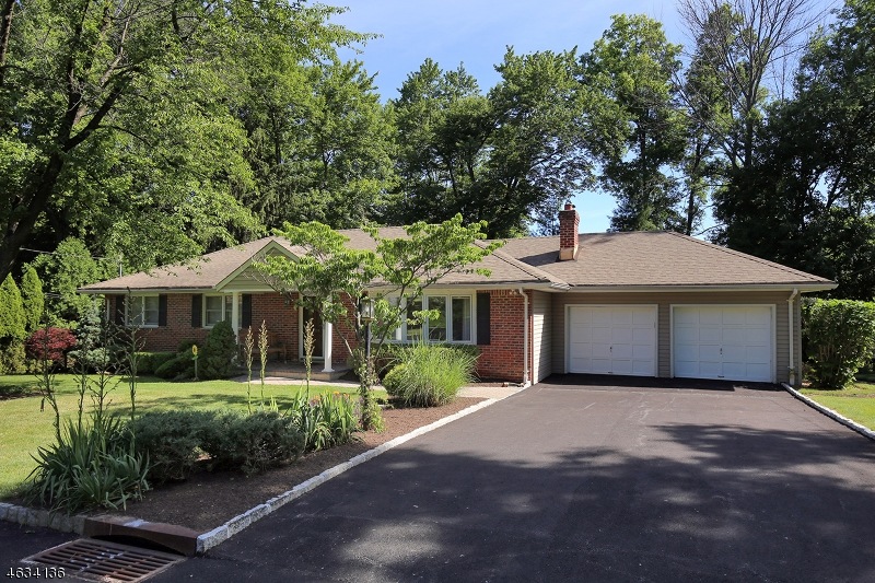 1 Nutting Place, West Caldwell, NJ 07006 - photo 1