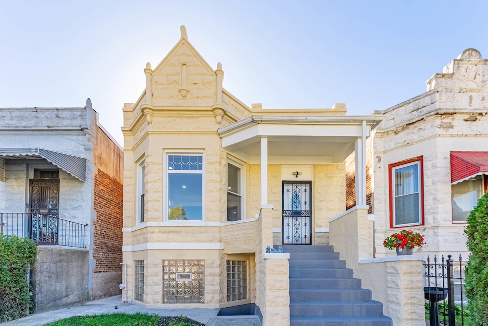 Pending $299,000 • Co-Listing Agent