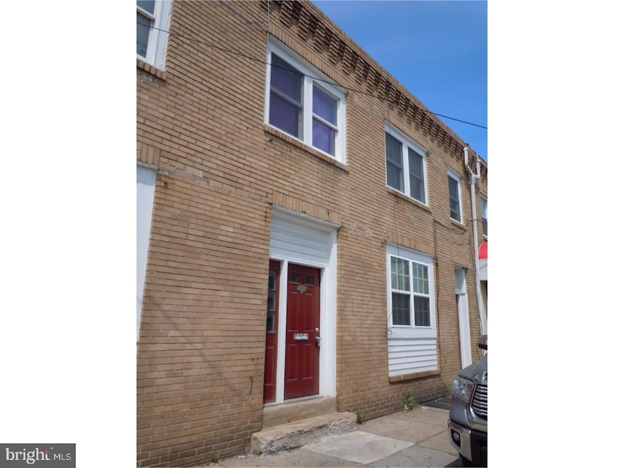 204 N Wycombe Ave, Lansdowne, PA 19050 - photo 1