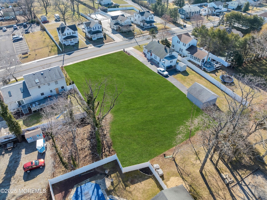 365 W Park Ave, Oakhurst, NJ 07755 - photo 1