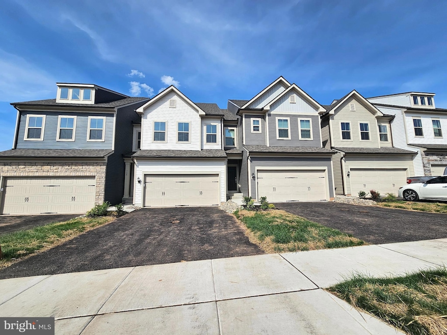 726 Finlay Dr, Souderton, PA 18964 - photo 1