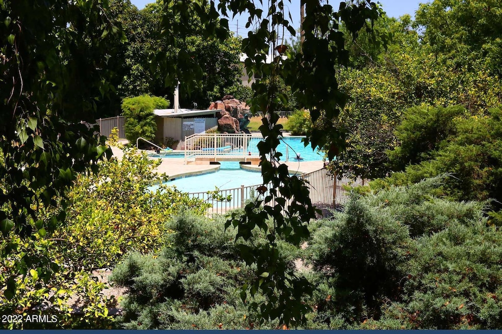 6116 N 12th Place unit 6, Phoenix, AZ 85014 - photo 1