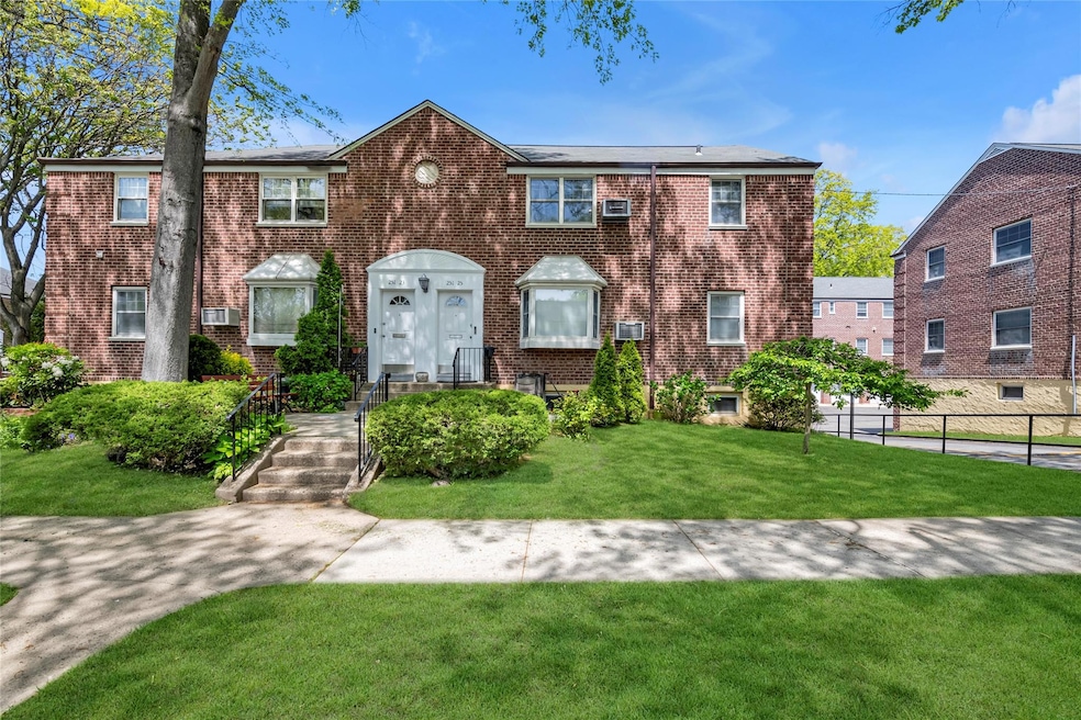 251-25 61st Ave unit 768, Little Neck, NY 11362 - photo 1