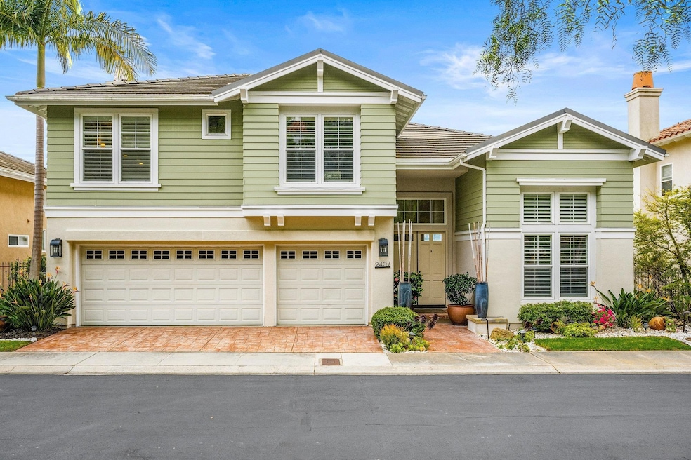 Sold $2,423,000 • Co-Listing Agent