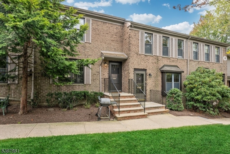 181 Long Hill Rd unit 2, Little Falls, NJ 07424 - photo 1