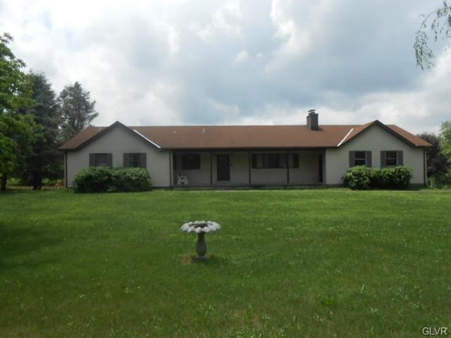 5752 Tomahawk Ln, Zionsville, PA 18092 - photo 1