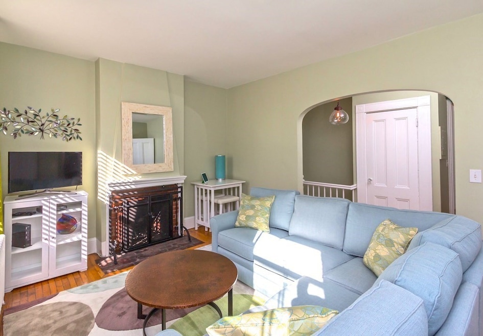 501 Beacon St unit 9, Boston, MA 02215 - photo 1