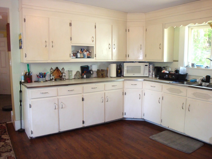 17 High St, Chesterfield, NH 03462 - photo 1