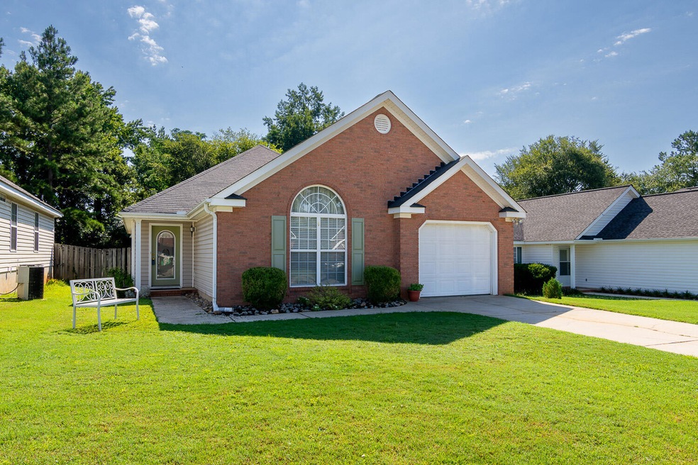 733 Bradford Ln, Evans, GA 30809 - photo 1