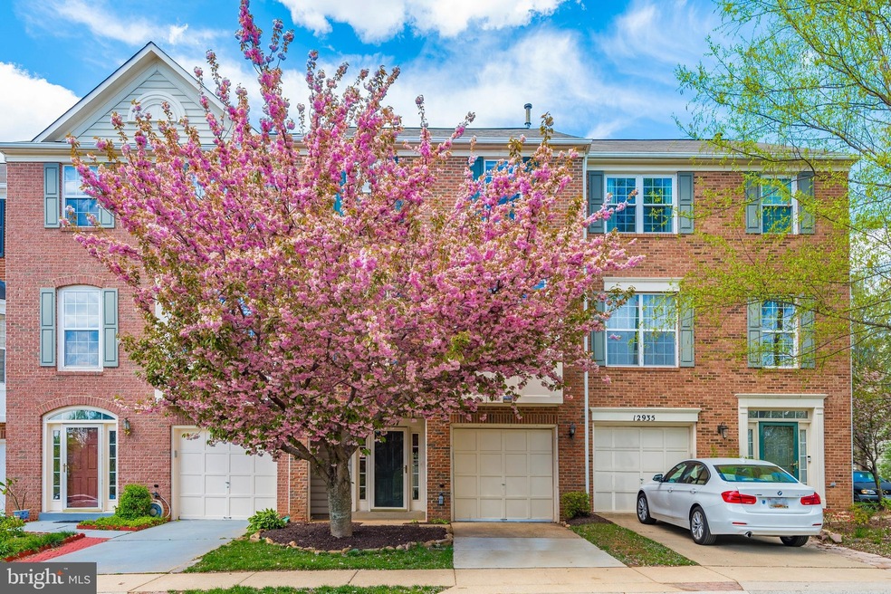 12937 Woodcutter Cir, Germantown, MD 20876 - photo 1