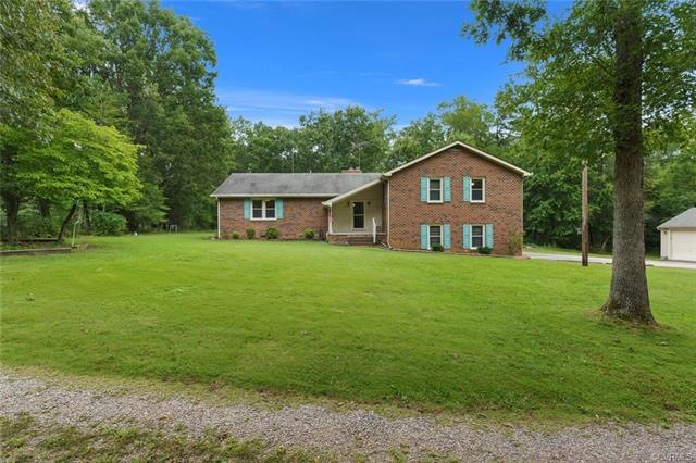 7216 W Quaker Rd, Disputanta, VA 23842 - photo 1