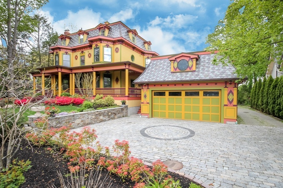 929 Beacon St, Newton Center, MA 02459 - photo 1