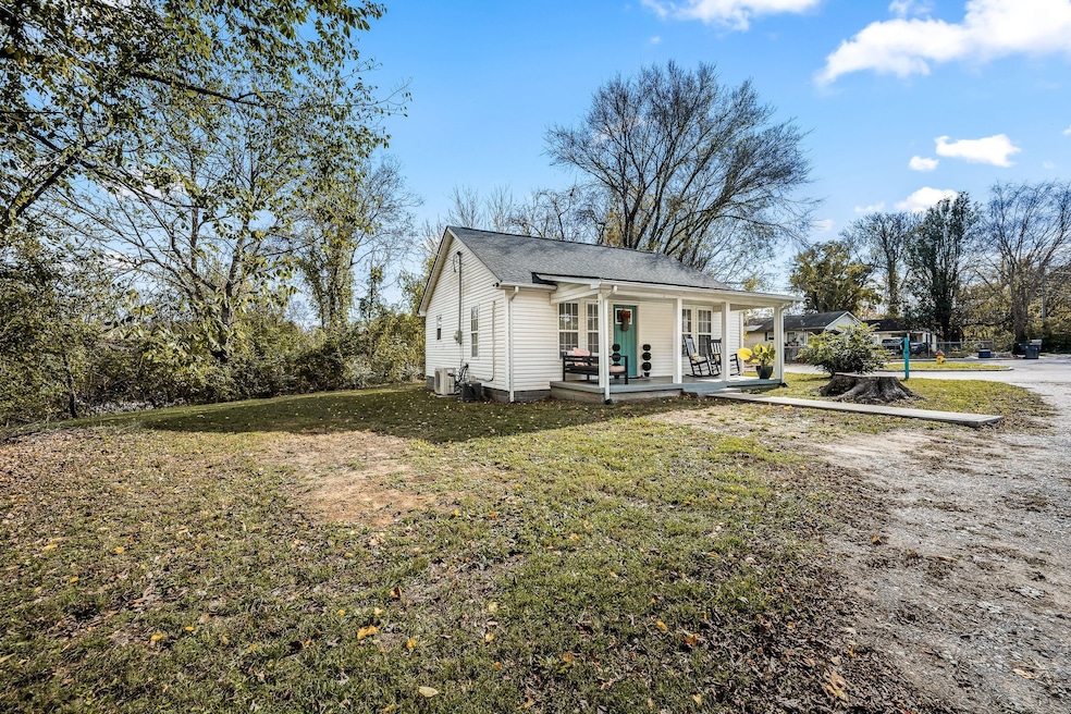 114 Etter Ct, McMinnville, TN 37110 - photo 1