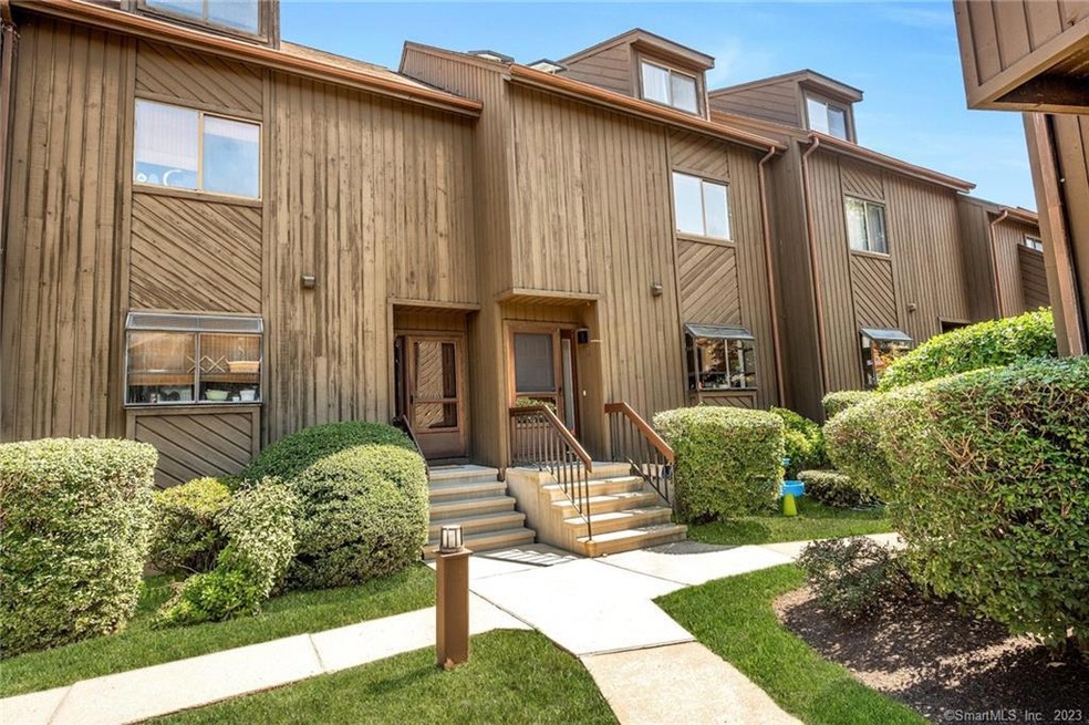 455 Hope St unit 3D, Stamford, CT 06906 - photo 1