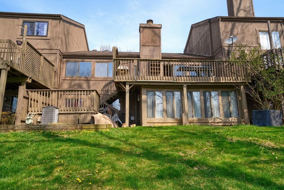 2101 Brookhurst Avenue (63)