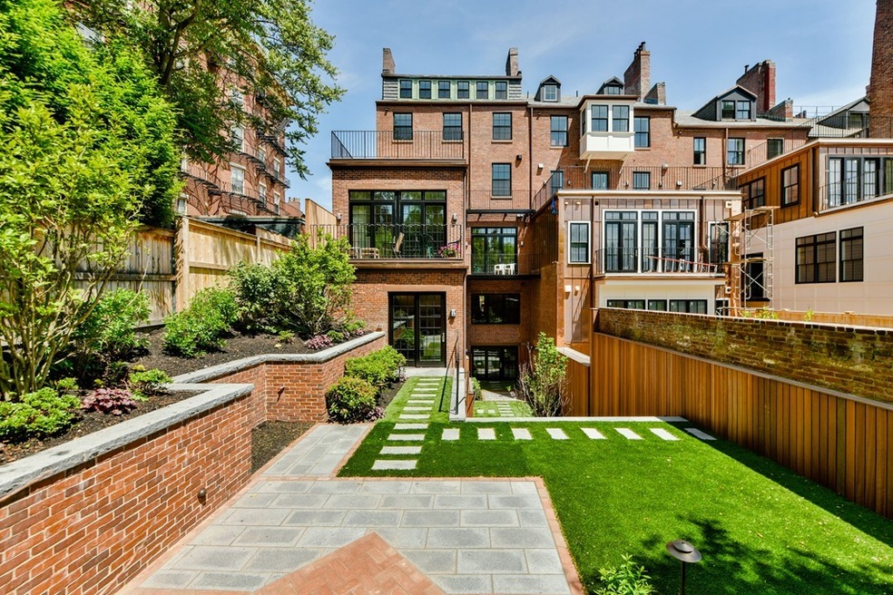 5 Joy St unit I, Boston, MA 02108 - photo 1