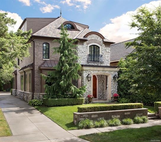 Unparalleled In-Town Birmingham Living
