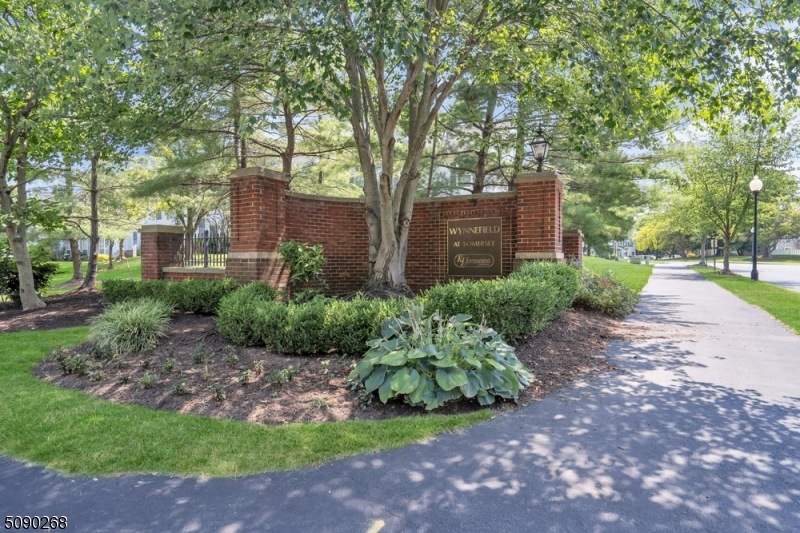 16 De Leone Cir unit 31A, Franklin Park, NJ 08823 - photo 1