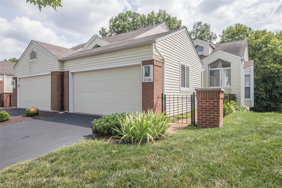 1708 Ridgeview Circle Drive