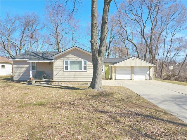 jBriarvale Dr Front.jpg