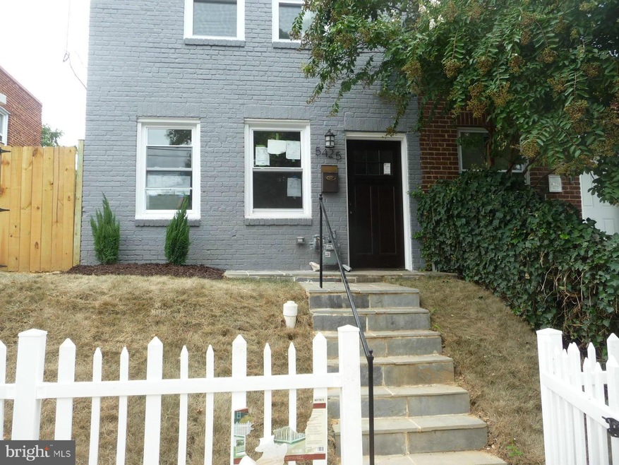5425 C St SE, Washington, DC 20019 - photo 1