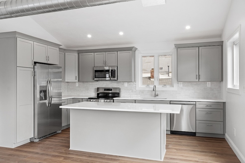 Pending $449,900 • Co-Listing Agent