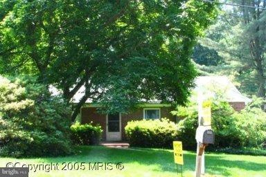 6633 Kirby Ct, Falls Church, VA 22043 - photo 1