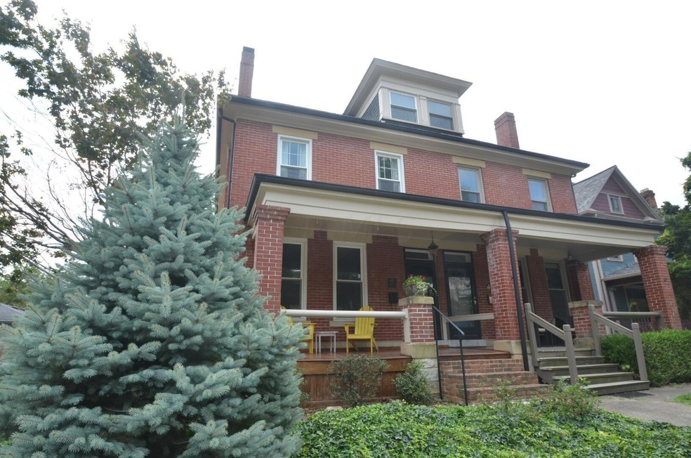 435 Vermont Place
