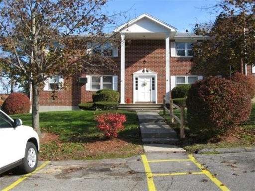 119 Litchfield Pines Dr unit C, Leominster, MA 01453 - photo 1