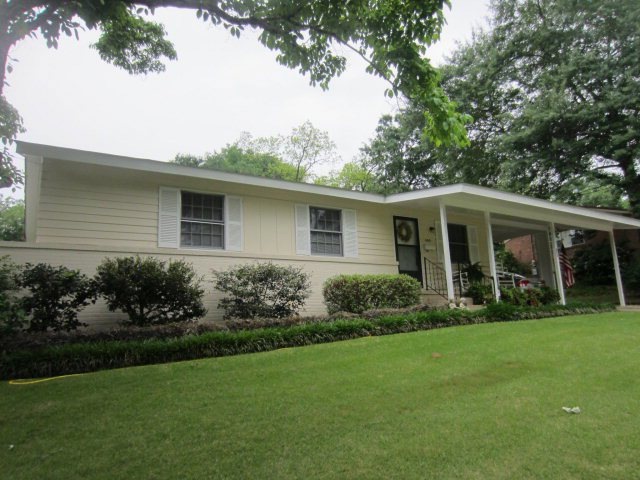 405 Cherry St, Eufaula, AL 36027 - photo 1