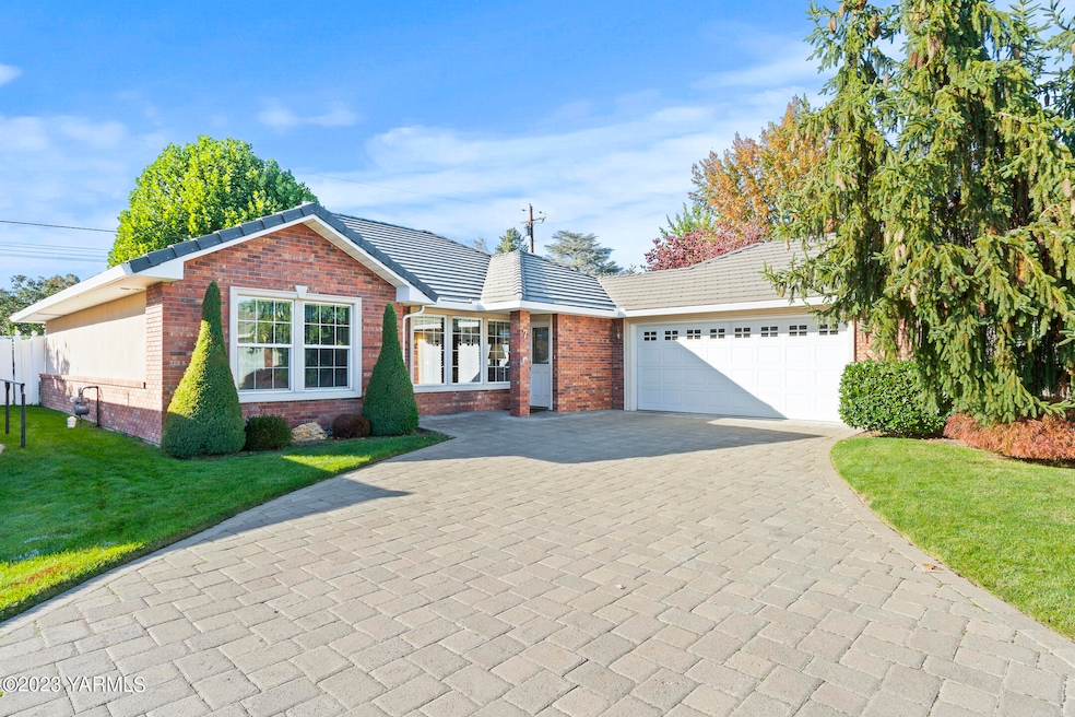 1-6119 Summitview Unit 7