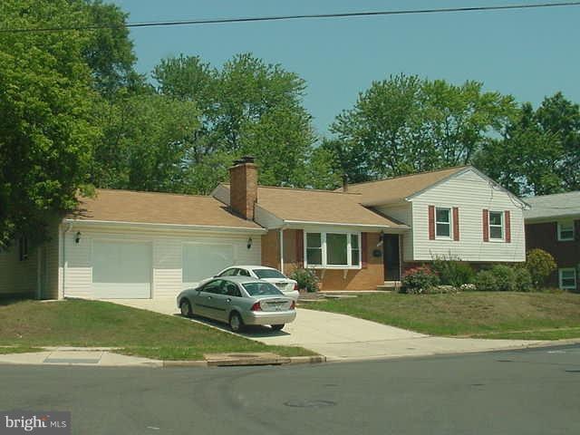 9700 Woodberry St, Lanham, MD 20706 - photo 1